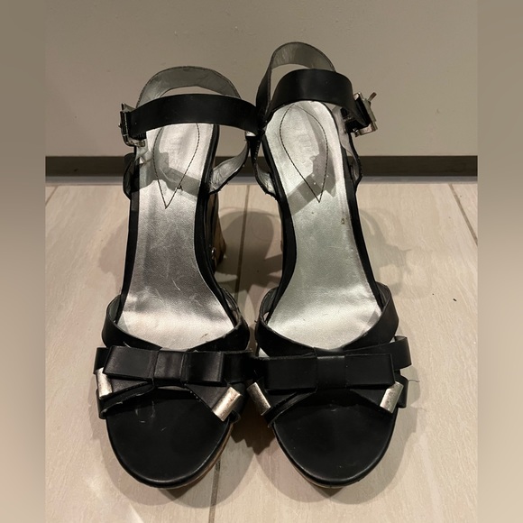 Black Guess Wedges - Size 7 - Picture 3 of 3
